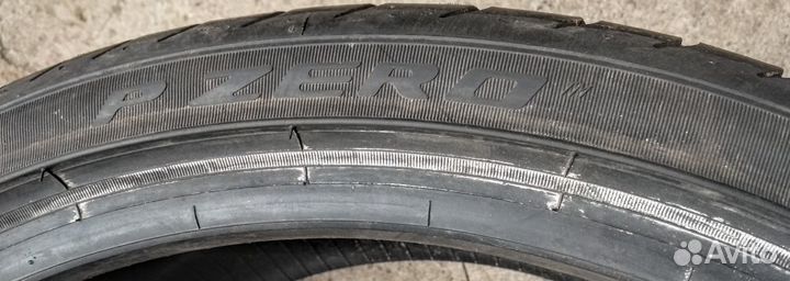 Pirelli P Zero 235/35 R19