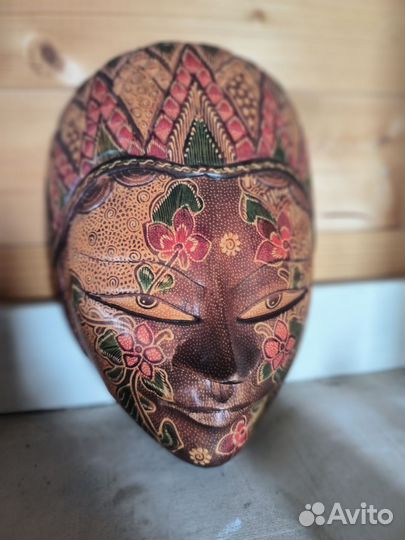 Маска Индонезии