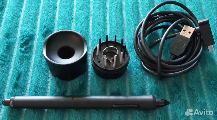 Wacom Intuos Pro Medium (PTH651)