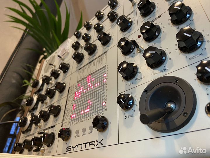 Erica Synths syntrx