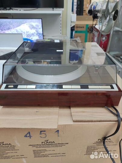 Проиграватель винила Denon DP-37F