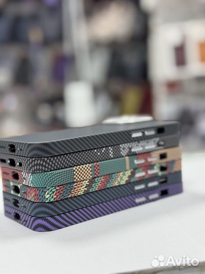 Карбоновый чехол-накладка Luxo на iPhone 14pro