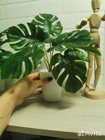 Монстера искусственный цветок
