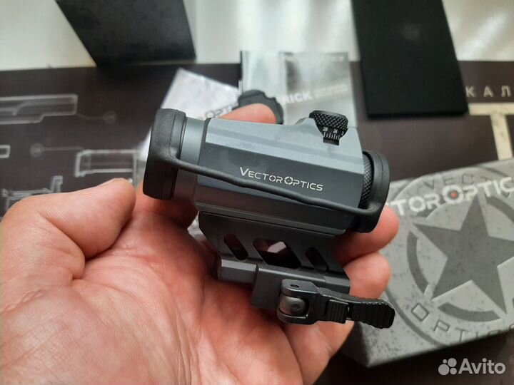 Прицел коллиматорный VectorOptics Maverick-II 122