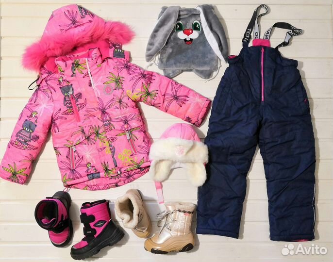 Пакет одежды и обуви для девочки от 4 до 7лет