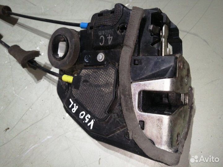 Замок двери задний левый Toyota Camry XV40