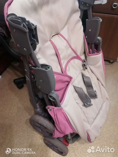 Прогулочная коляска