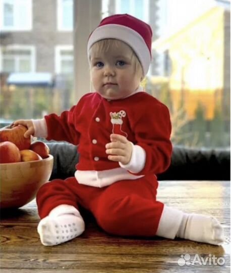 Новогодний костюм санты для малыша