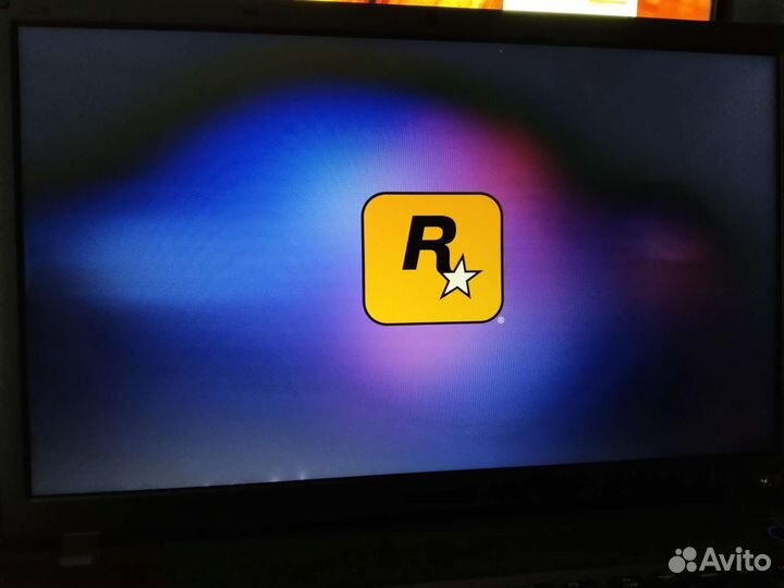 Ноутбук samsung i5 3210 2.5 GHz/ gt 650m 2gb / 8gb