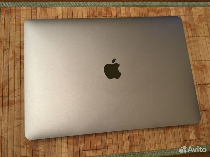 Macbook Air 13 2020 M1
