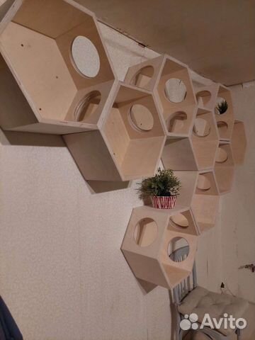 Настенная полка(домик) для кошки