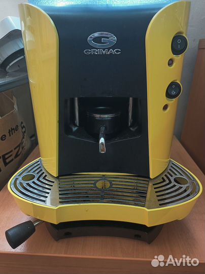 Кофемашина проф. grimac, Италия, с коробкой кофе