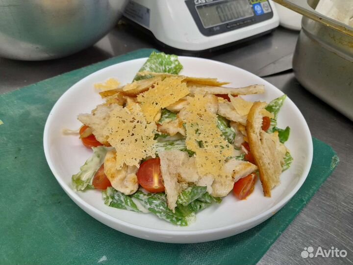 Повар холодного цеха,завтраки,заготовка,су шеф