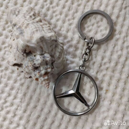 Брелок от Мерседес