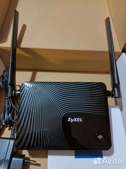 Роутер wifi Zyxel Keenetic Lite III