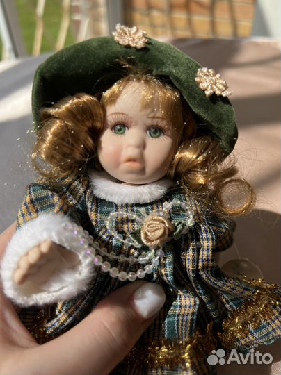 Кукла фарфоровая коллекционная Remeco Collection