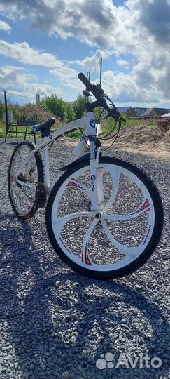 Велосипед бмв