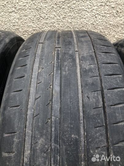 Michelin Pilot Sport 4 245/45 R19 102Y
