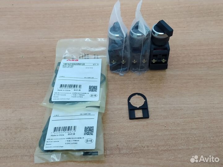 Переключатель ALC-22 Держатель KA1-8120