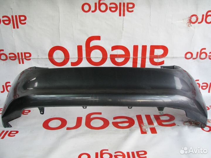 Toyota Auris E15 Бампер задний