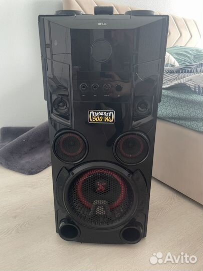 Музыкальная колонка lg