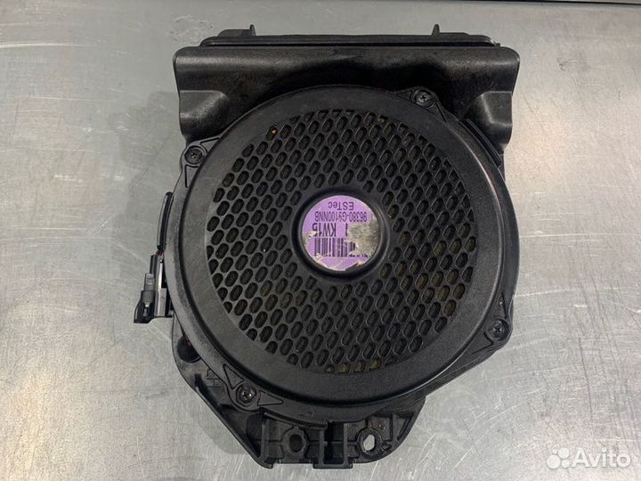 Сабвуфер левый Genesis G70 седан G4KL KA366076