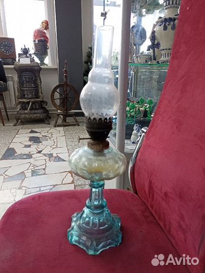 Лампа керосиновая старинная