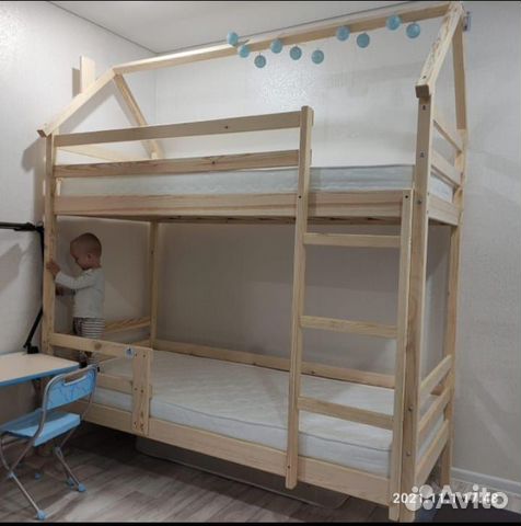 Двухъярусная кровать для двух детей