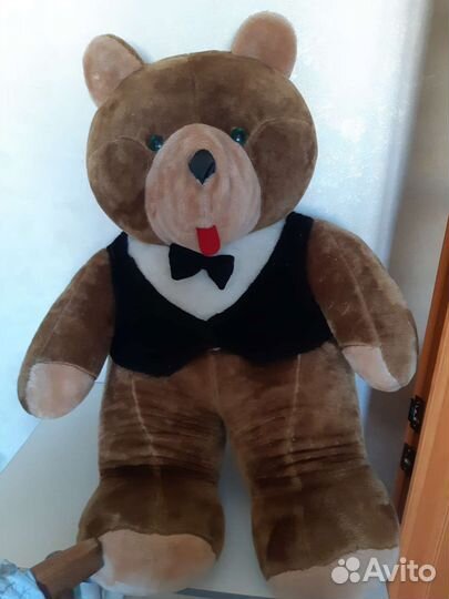 Большая игрушка мишка