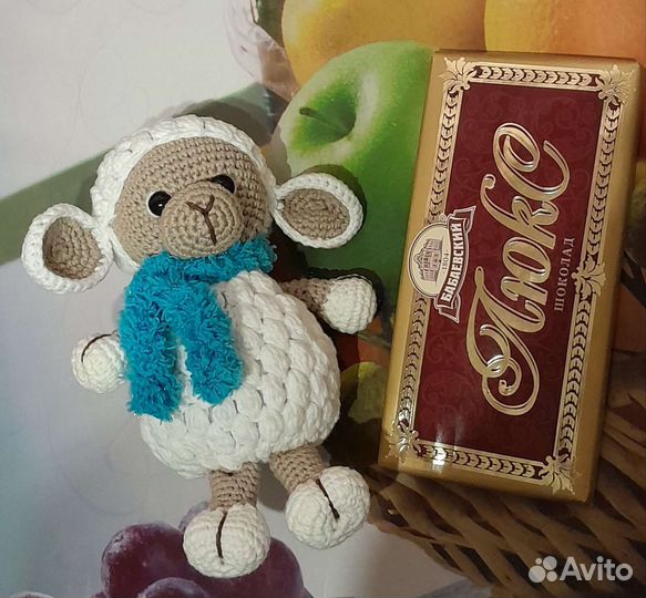 Эксклюзивная Овечка в шарфике. Ручная работа