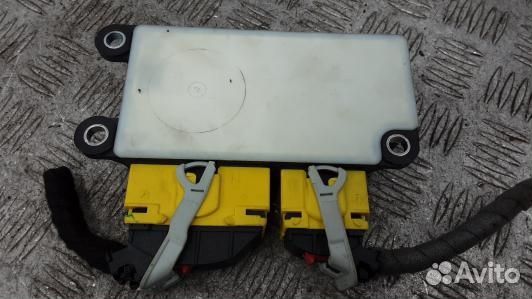 Блок управления airbag opel meriva B (3UK19OQ01)