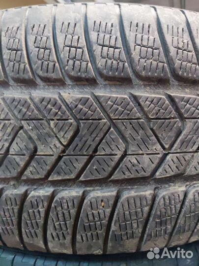 Pirelli Scorpion Winter 275/40 R22 108V