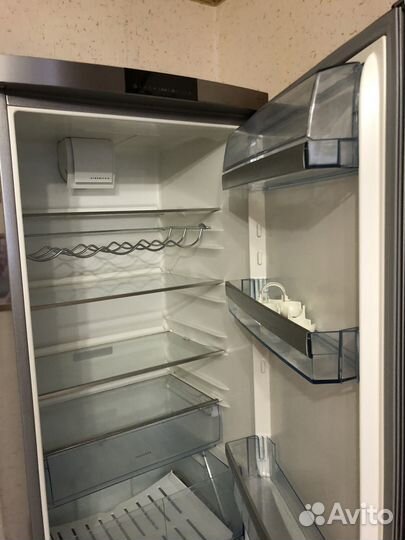 Холодильник AEG Electrolux