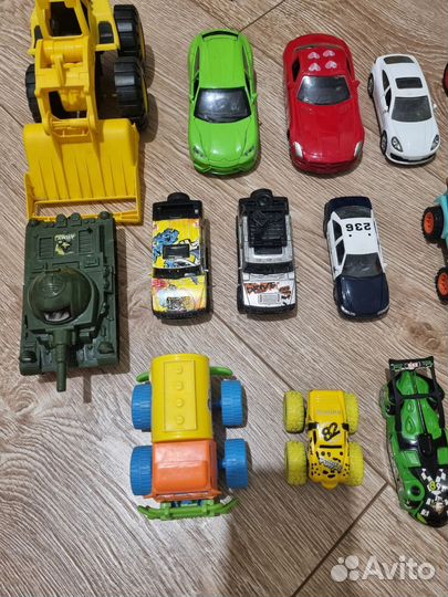 Машинки. Цена за все