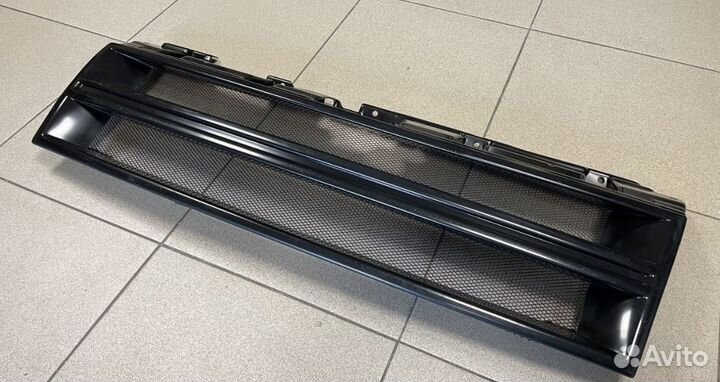 Решётка радиатора Pajero IV