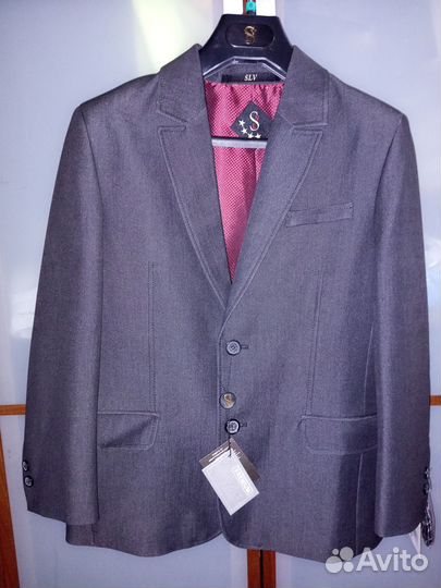 Костюм новый
