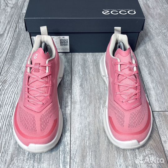 40 р Новые кроссовки Ecco Biom 2.2 W