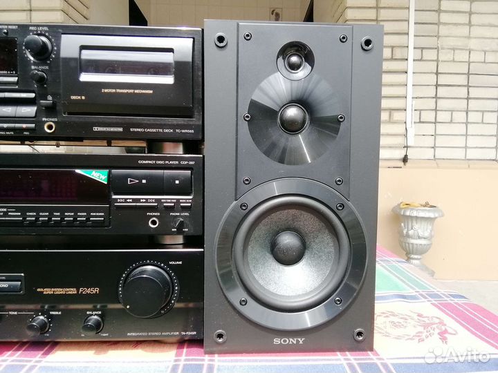 Музыкальный центр sony