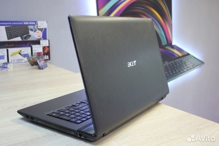 Большой ноутбук Acer 17.3