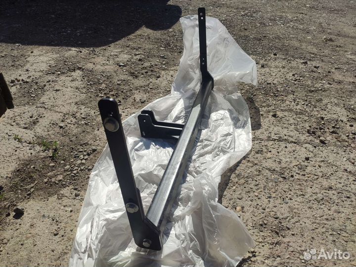 Фаркоп berg F.5112.001 Стальной. Volkswagen/Rapid