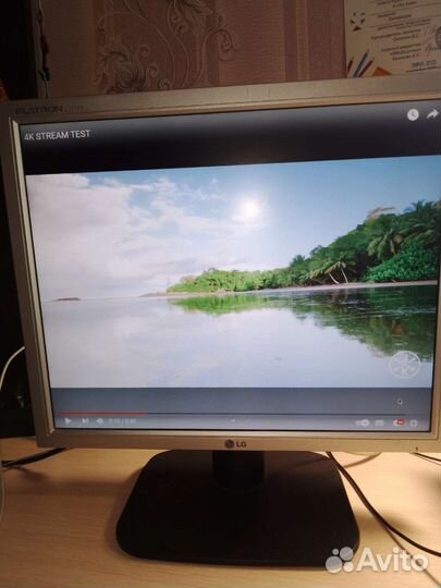 Монитор LG flatron L1718s