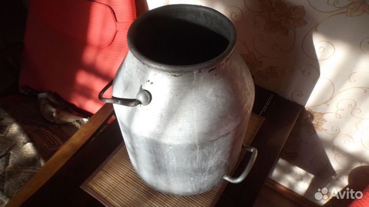 Молочный бидон от доильного аппарата