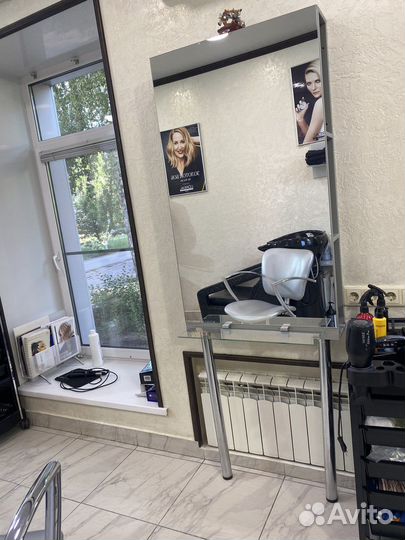 Парикмахерское зеркало