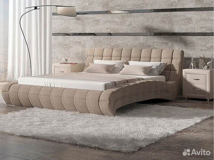 Кровать двуспальная с подъемным механизмом