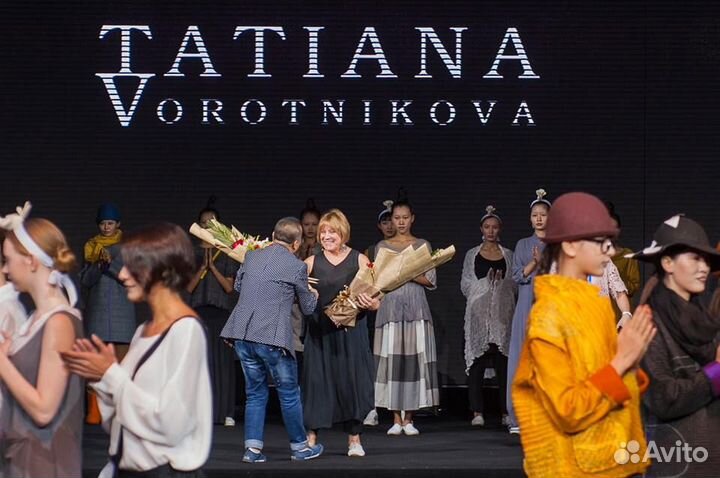 Шапочка жен. из валеной шерсти дизайнерская