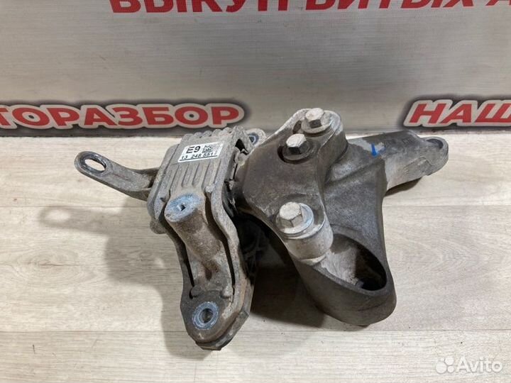 Подушка двигателя левая Chevrolet Cruze 2010