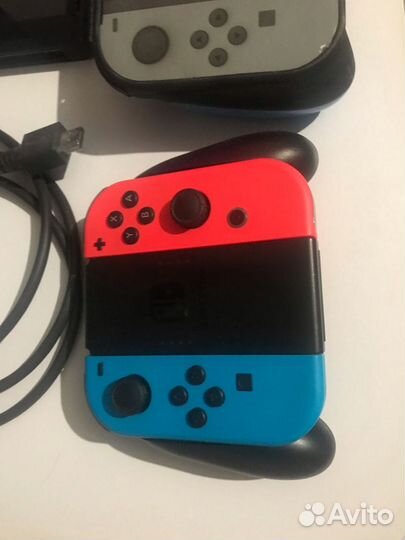 Nintendo Switch Rev.2 + акссесуары