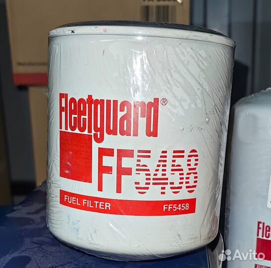 Топливный фильтр Fleetguard FF5458