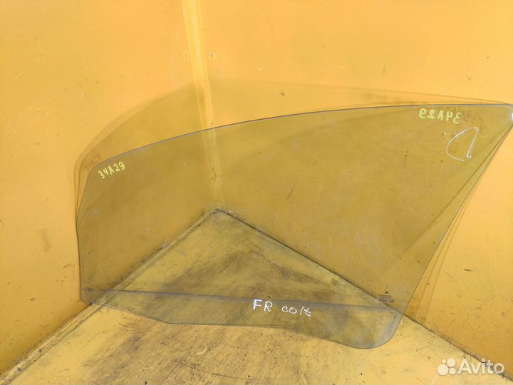 Стекло переднее правое для Mitsubishi Colt Z34 Z36