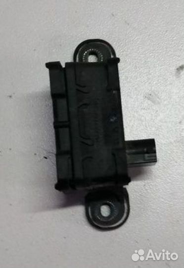 Датчик ускорения Epica I (2006–2009)